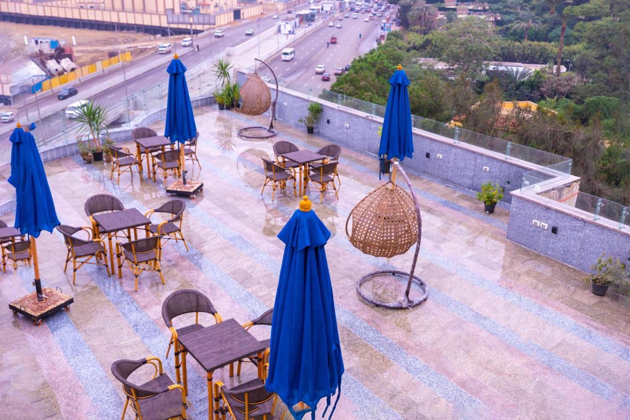Blue Pyramids Eyes Hotel Al Kawm al Akhdar Exterior photo