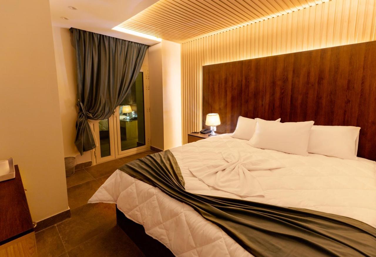 Blue Pyramids Eyes Hotel Al Kawm al Akhdar Exterior photo