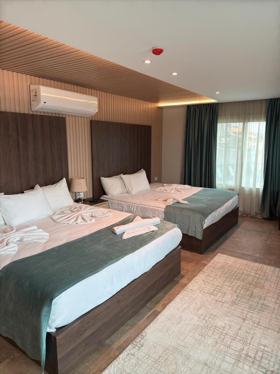 Blue Pyramids Eyes Hotel Al Kawm al Akhdar Exterior photo